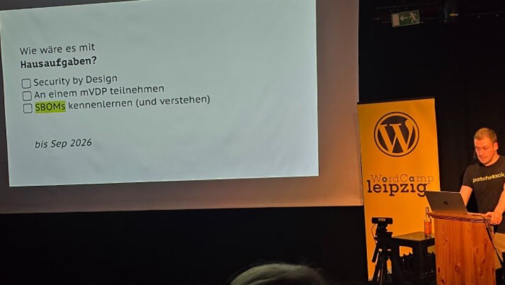 Vortrag von Simon Kraft beim WordCamp Leipzig 2026 mit Folie zu Security by Design, mVDP und SBOMs.