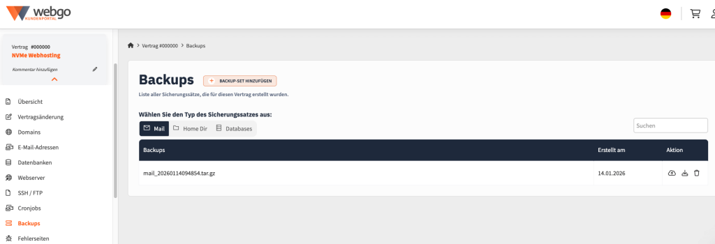 Screenshot des webgo Kundenportals im Bereich &bdquo;Backups&ldquo; eines NVMe Webhosting-Vertrags. Zu sehen ist die Backup-&Uuml;bersicht mit ausw&auml;hlbaren Sicherungstypen &bdquo;Mail&ldquo;, &bdquo;Home Dir&ldquo; und &bdquo;Datenbanken&ldquo;. Unter dem aktivierten Bereich &bdquo;Mail&ldquo; wird ein erstelltes E-Mail-Backup als TAR.GZ-Datei mit Erstellungsdatum angezeigt sowie Aktionssymbole zum Wiederherstellen, Herunterladen oder L&ouml;schen des Backups.